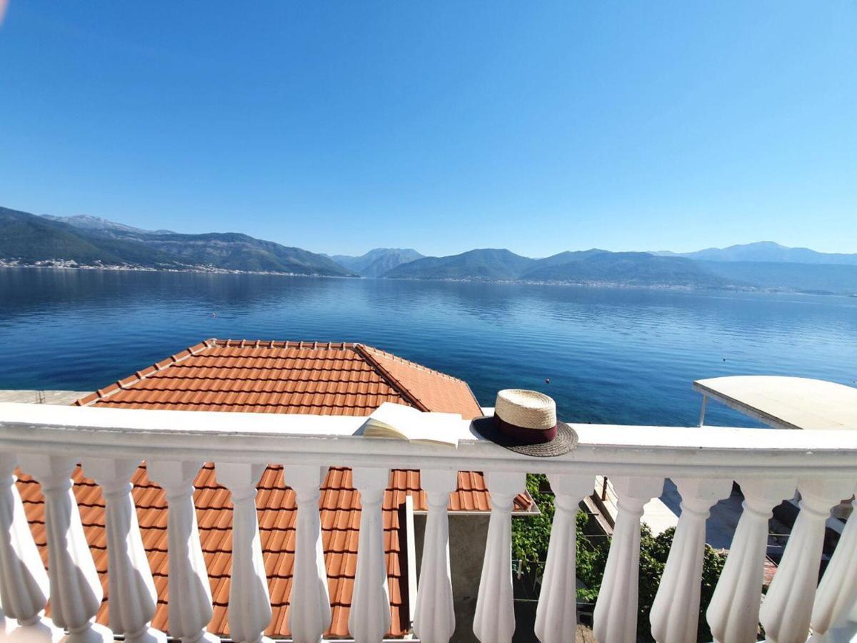 La Casa Di Sonja Apartamento Tivat Exterior foto
