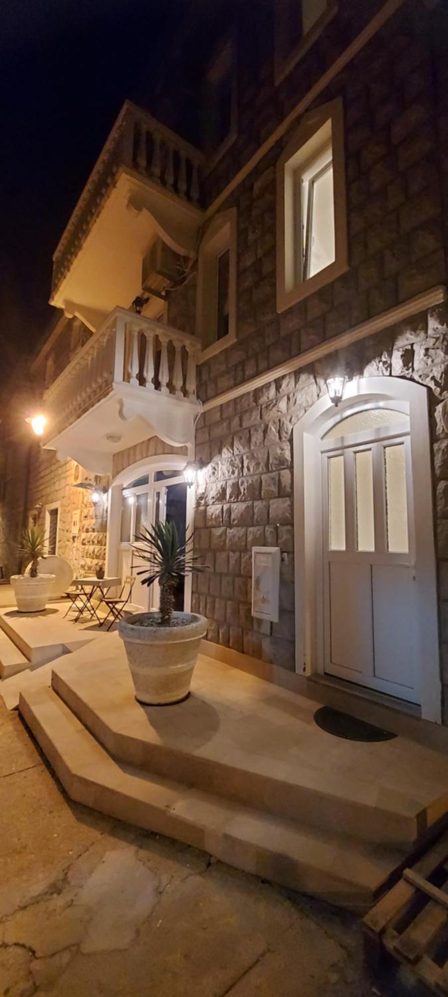 La Casa Di Sonja Apartamento Tivat Exterior foto